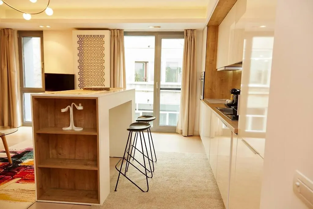 Vernescu Luxury Residence 2 Bucharest 0*,